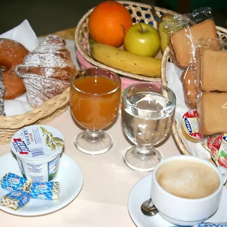 Hotel Holiday Hotel 3*