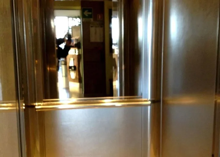 Hotel Holiday Hotel 3*