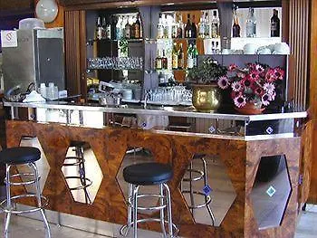 Hotel Holiday Ξενοδοχείο Πεσκάρα