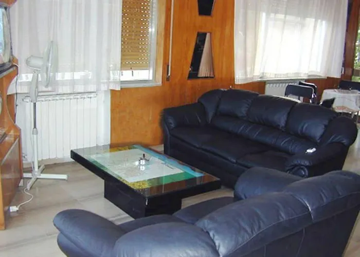 Hotel Holiday 3*